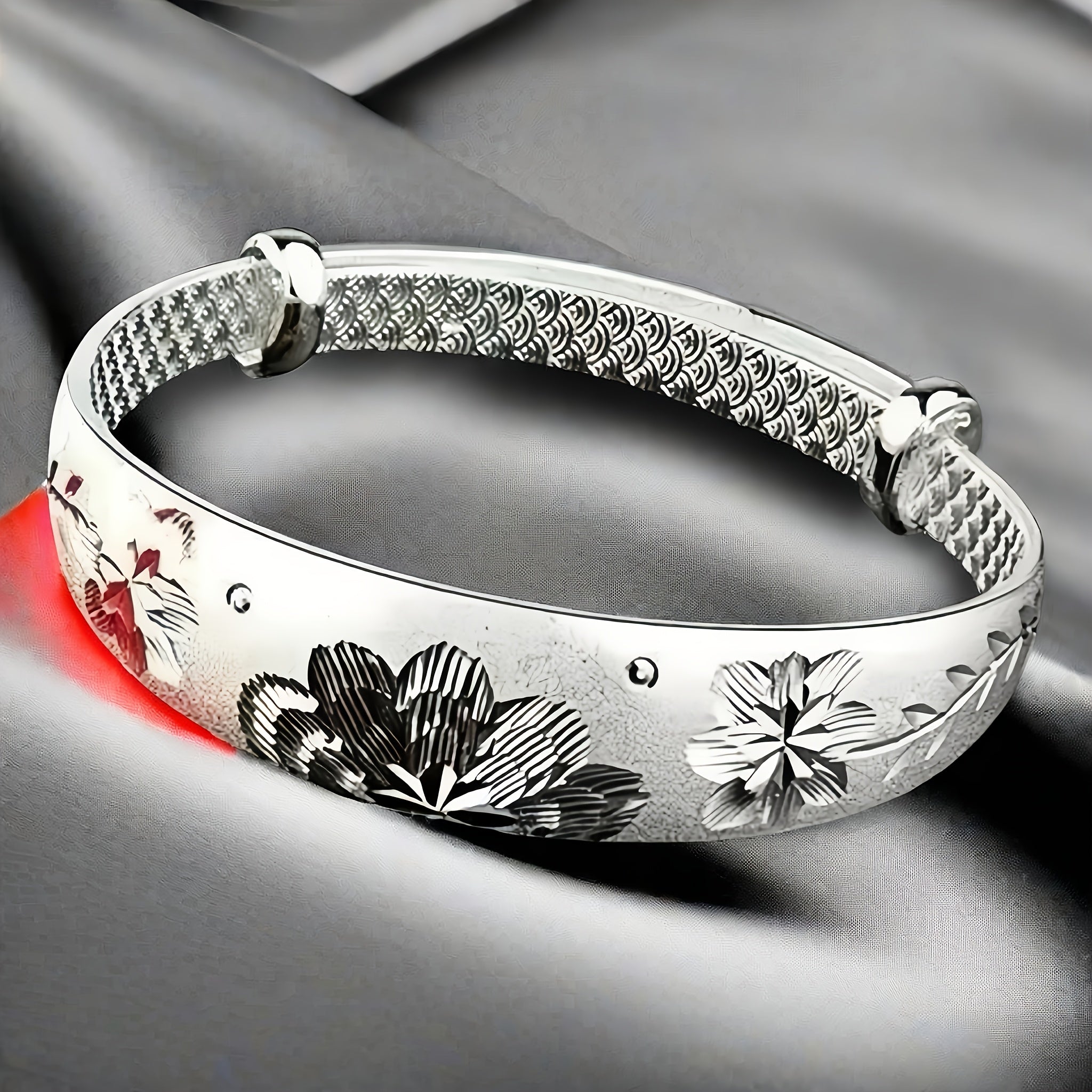 925 Sterling Silver Vintage Flower Bangle