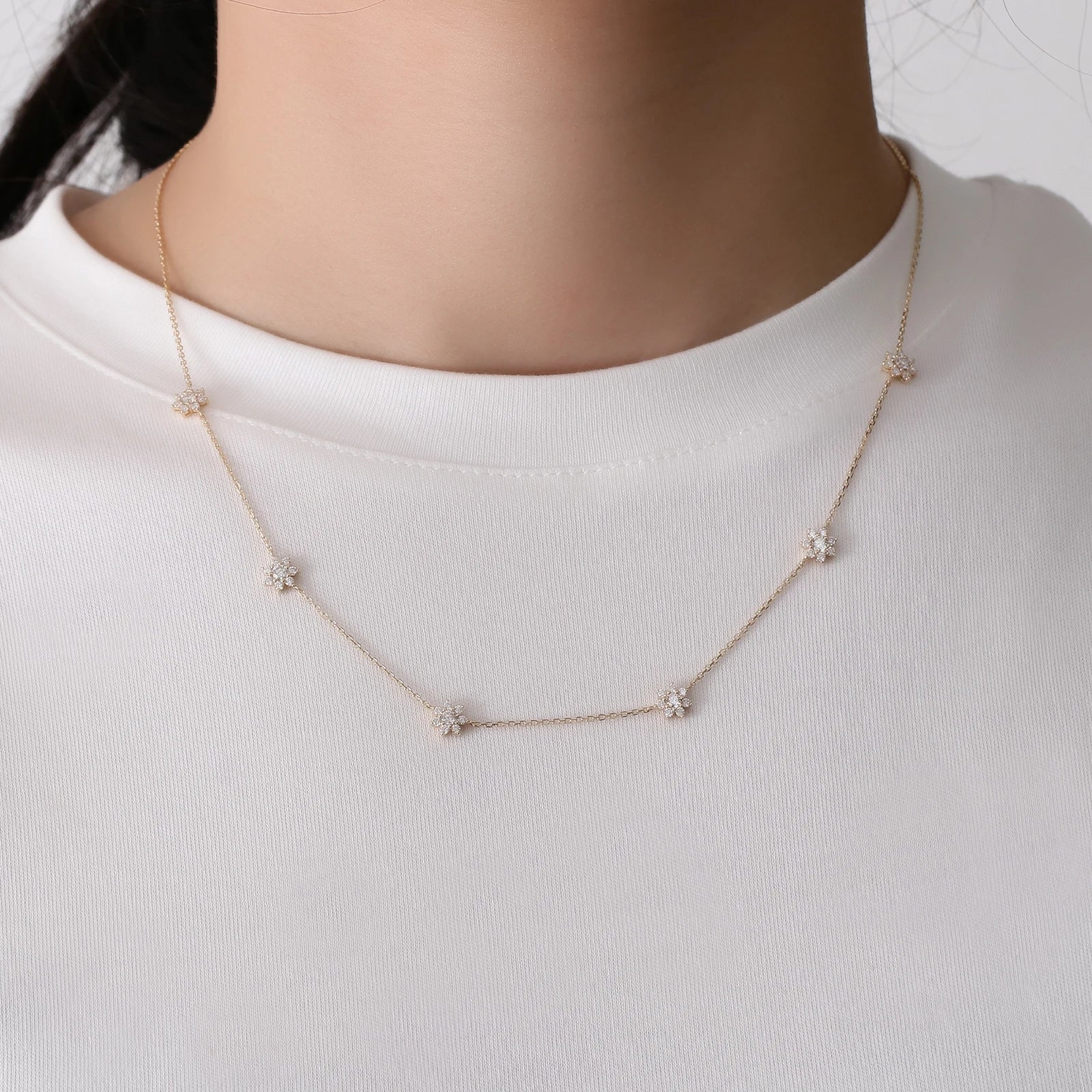 Luxury 18KT Solid Gold Flower Station Necklace DEF VVS Lab Diamond Necklace