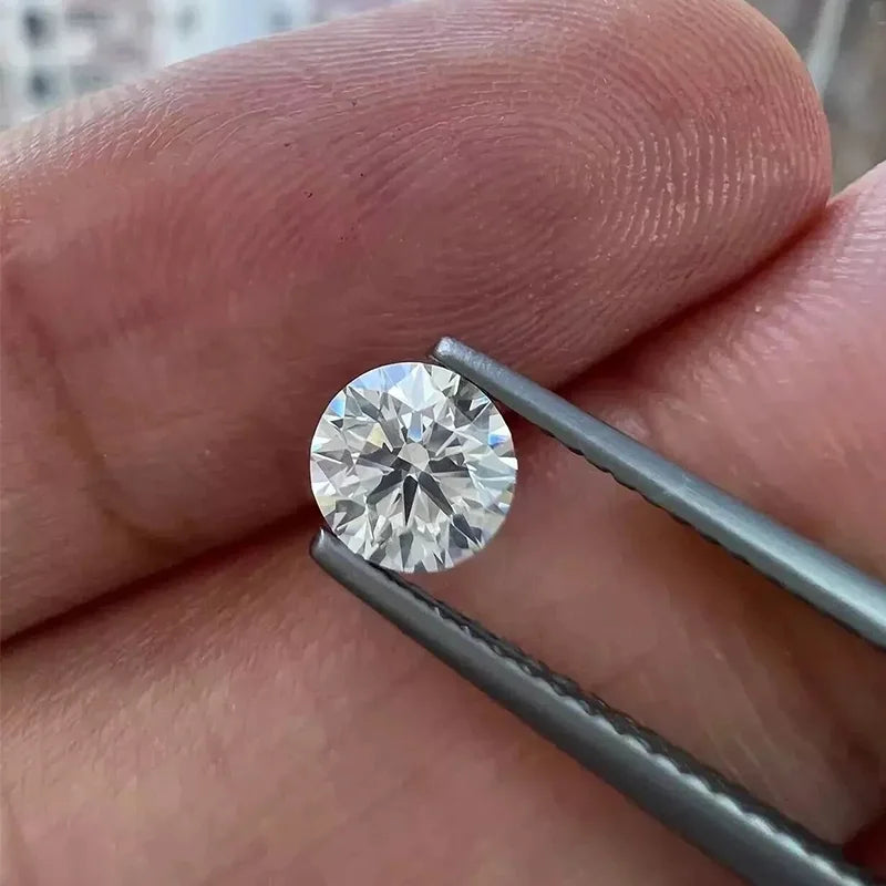 1 Carat D E Round Brilliant Cut VVS2 IGI Certified Lab Grown Diamond