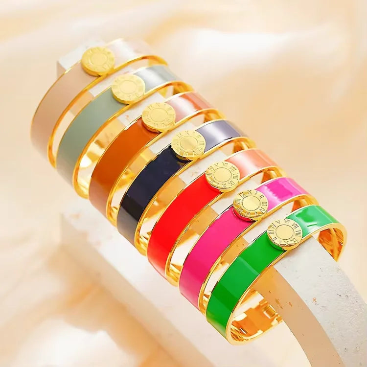 Roman Numeral Stainless Steel Fashion Bangle