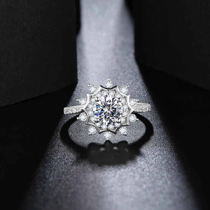 1ct 6.5mm Round Cut D Color VVS Moissanite Lab Diamond Ring Snowflake Shape 925 Sterling Silver Ring Engagement Gift