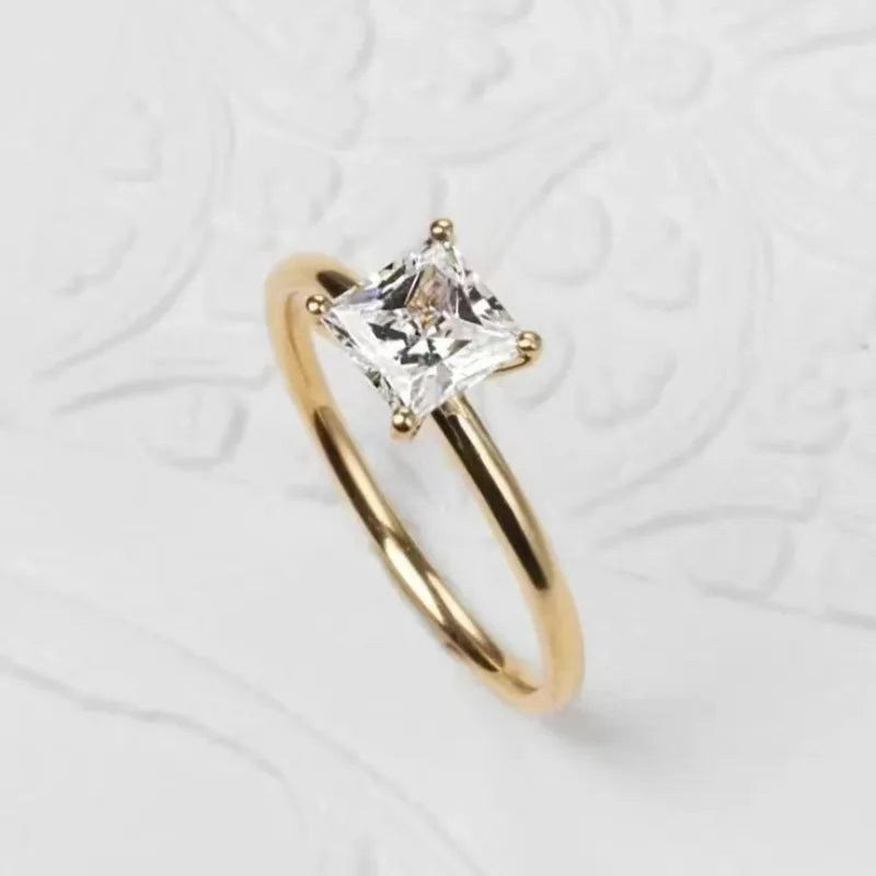 Moissanite Halo Ring 18KT Solid Gold D VVS Moissanite Wedding Ring