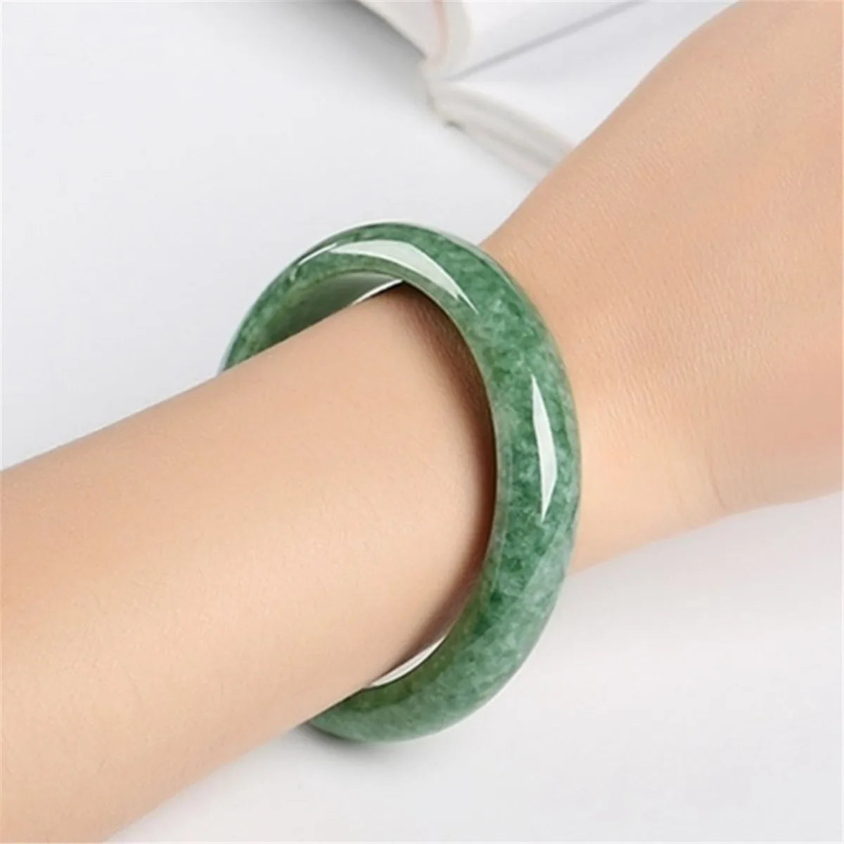 Chinese Natural Green Jadeite Jade Gem Bangle 60-62MM