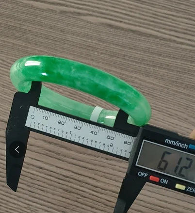 Authentic Burmese Grade A Green Jade Bangle