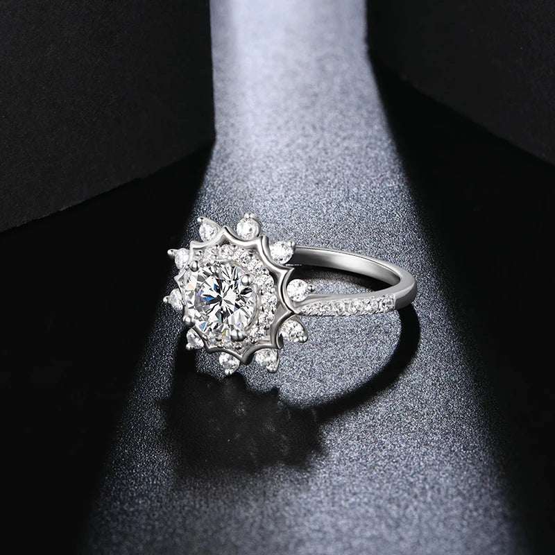 1ct 6.5mm Round Cut D Color VVS Moissanite Lab Diamond Ring Snowflake Shape 925 Sterling Silver Ring Engagement Gift
