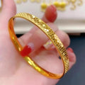 Solid Minimalistic Versatile Anti Tarnish Bangle 316l Gold Plated Stainless Steel