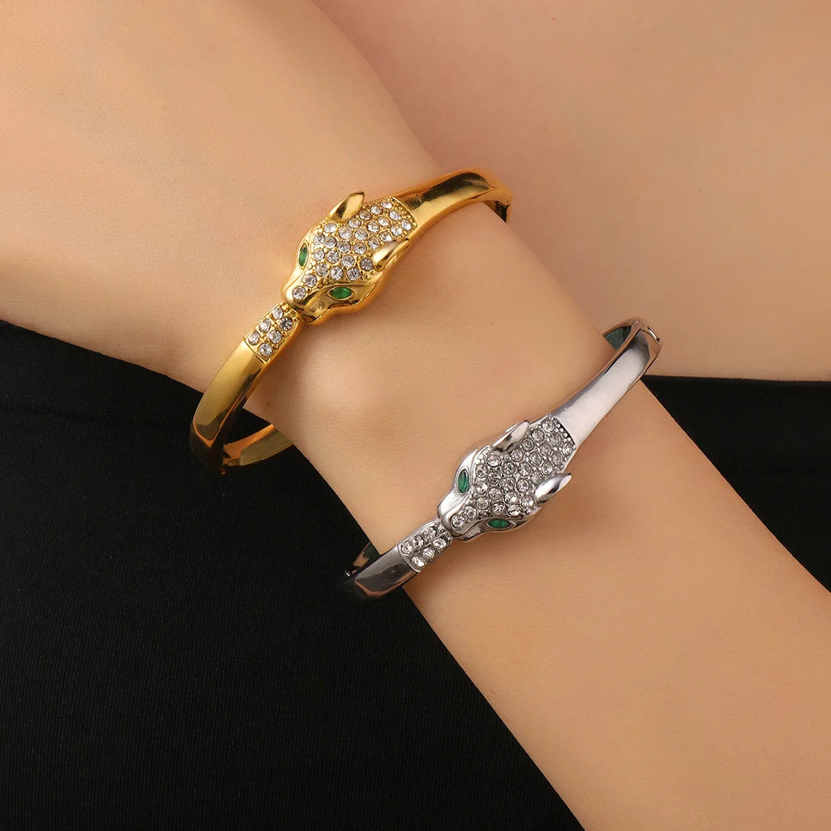 Jiojew Women High Quality Stainless Steel Leopard Head Fashion Charm Bracelets Bangles for Women