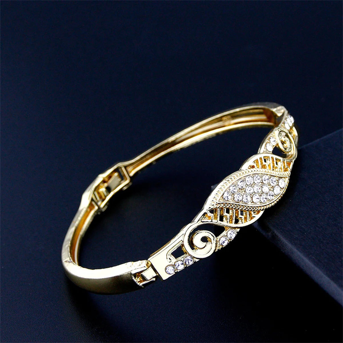 Three Piece Golden Lady Bracelet Rhinestone Bangle Zinc Alloy Cuff