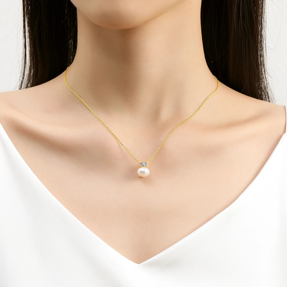 18KT Yellow Gold Pearl Necklace Moissanite Stone Luxury AU750 K Gold & Certificate