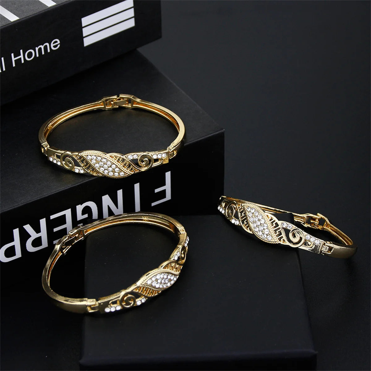 Three Piece Golden Lady Bracelet Rhinestone Bangle Zinc Alloy Cuff
