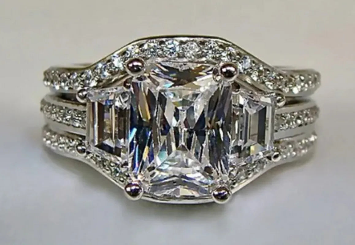 Vintage 10KT White Gold 3 Carat AAAA Zircon Ring