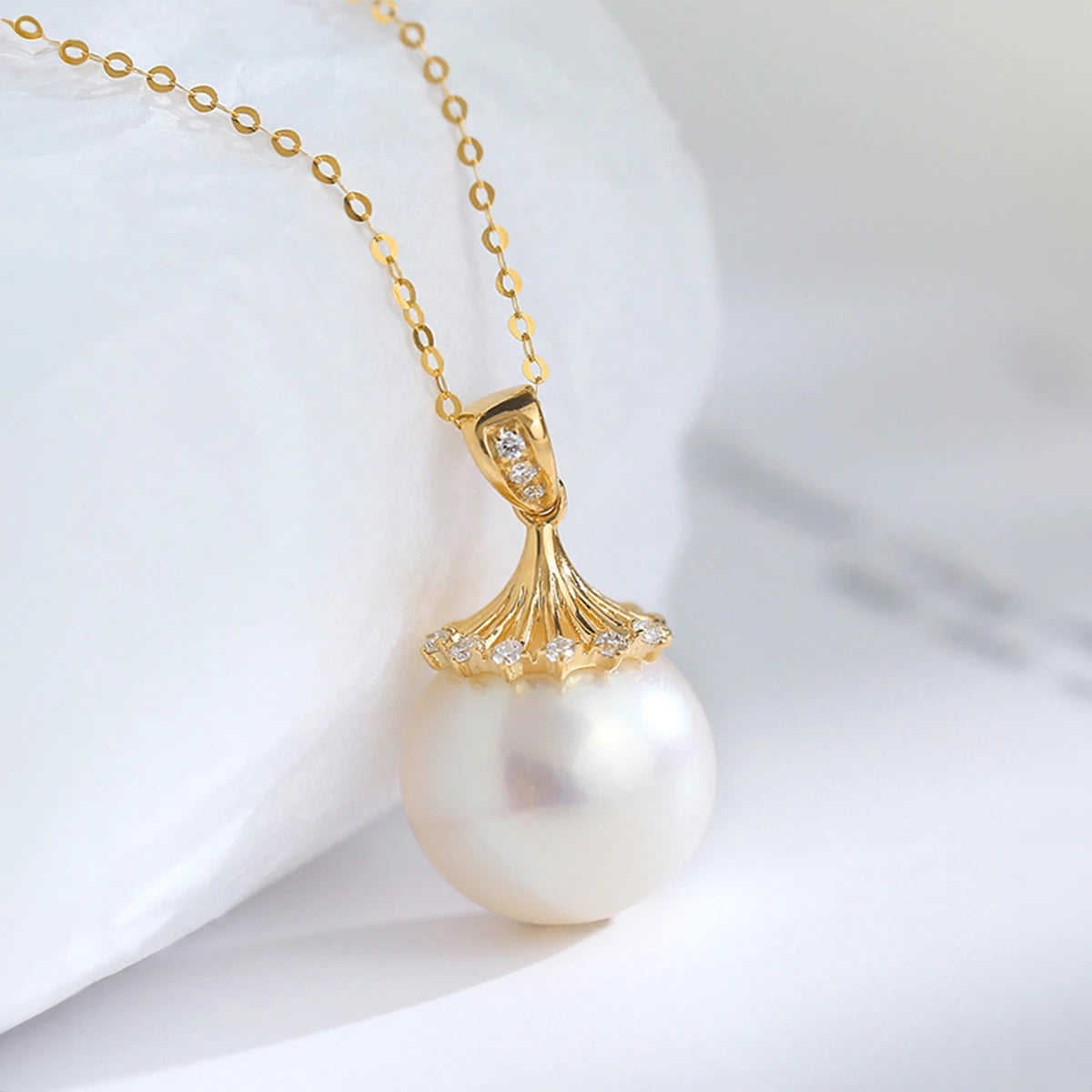 100% AU750 18KT Yellow Gold Natural Fresh Water Pearl Necklace