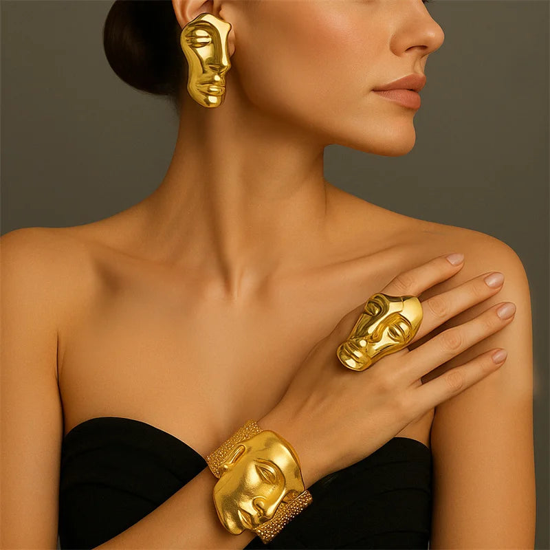 Light Weight 3 Piece Luxury Art Phantom Drama Earring Necklace & Ring